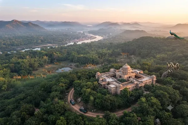 Kanha Wildlife & Jabalpur Heritage Escape